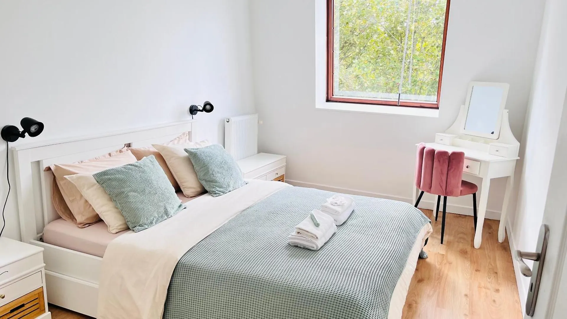 Charmant Et Cosy Appartement A Creteil Lac 0*,  France